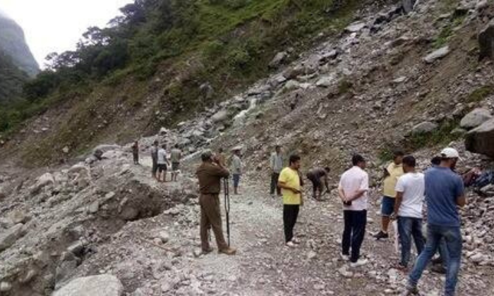 Top riskiest road of Uttarakhand